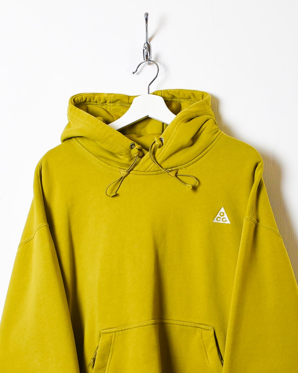 A cold outlet wall yellow hoodie