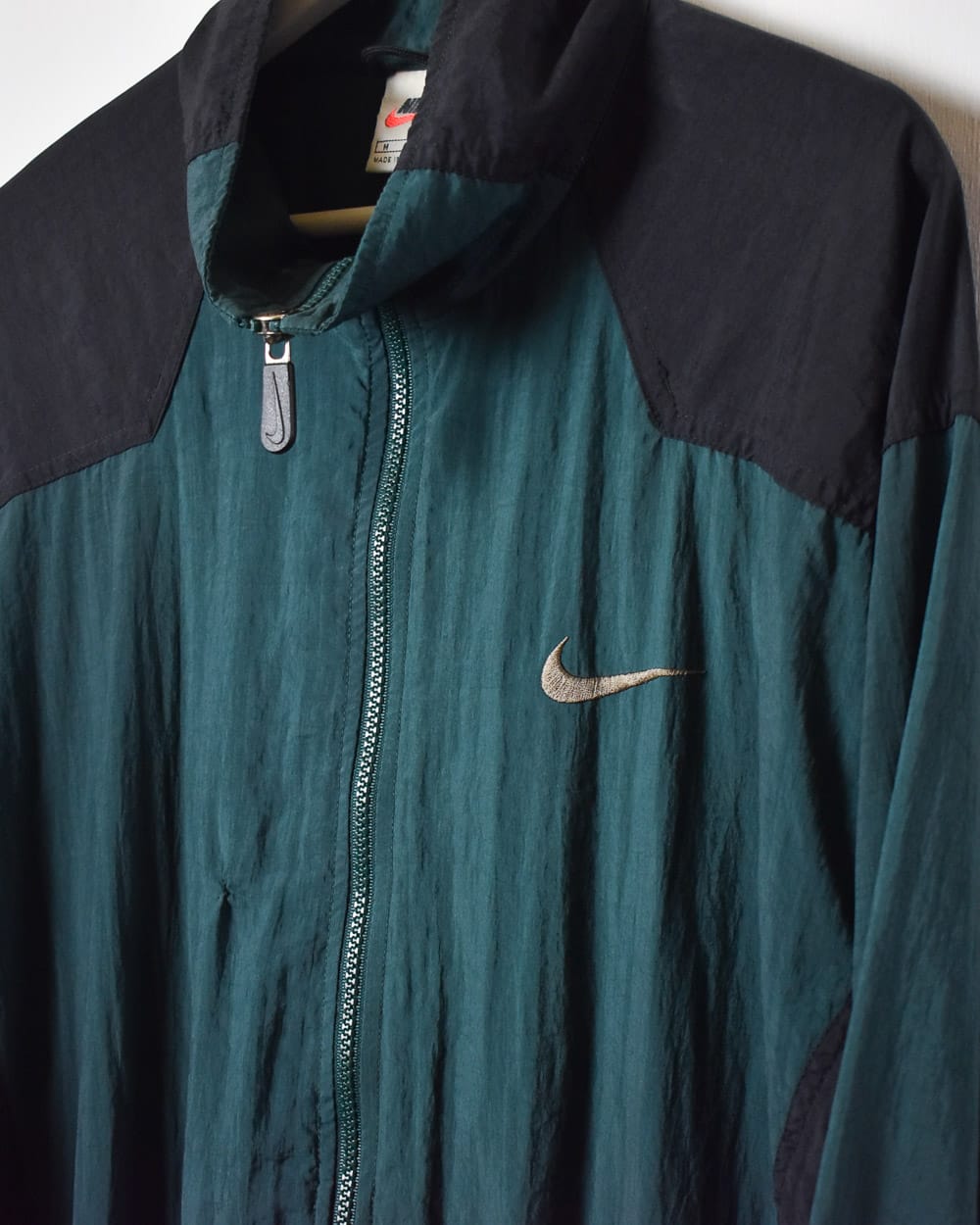 Nike thin coat best sale