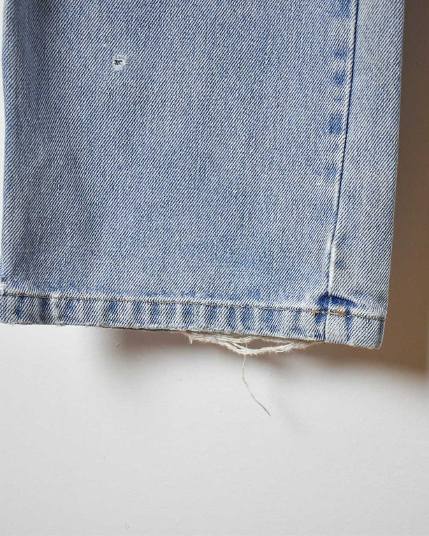 Blue Wrangler Lightly Distressed Jeans - W32 L32