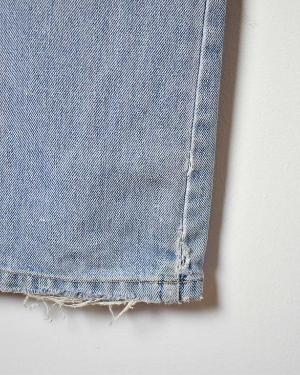 Blue Wrangler Lightly Distressed Jeans - W32 L32