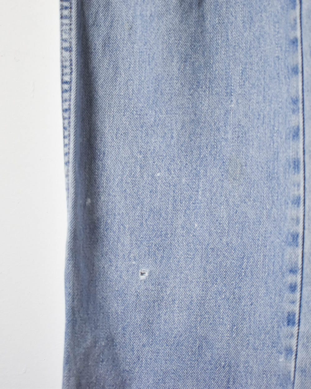 Blue Wrangler Lightly Distressed Jeans - W32 L32