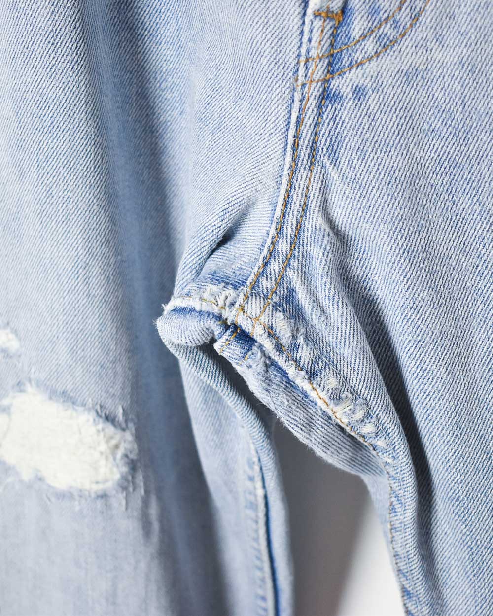 BabyBlue Levi's Distressed 501 Jeans - W38 L34