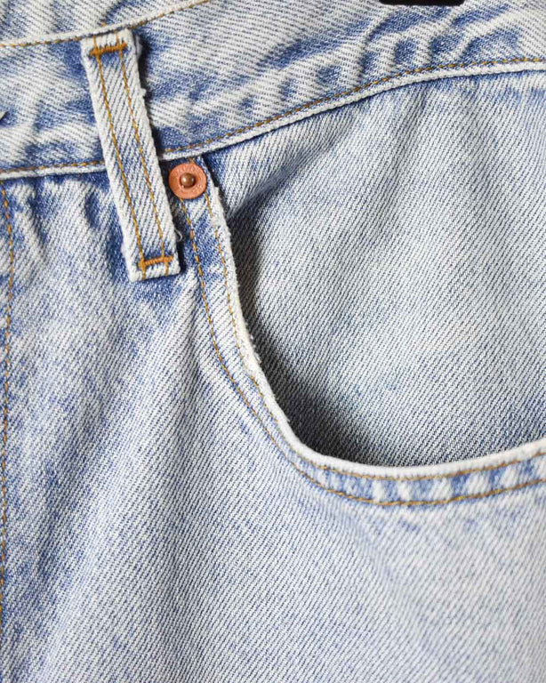 BabyBlue Levi's 501 Jeans - W34 L32