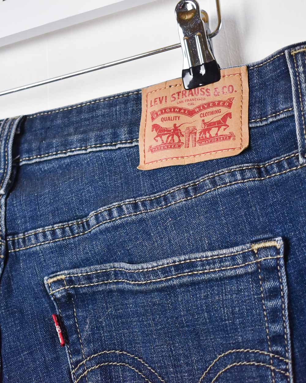 Levi's Boyfriend Jeans - W34 L26 - Domno Vintage 