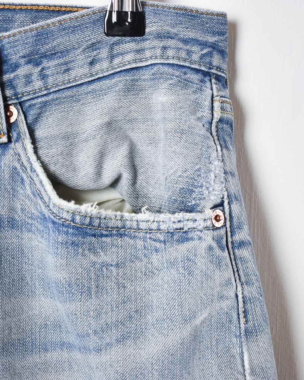 Blue Levi's 501 Jeans - W32 L28