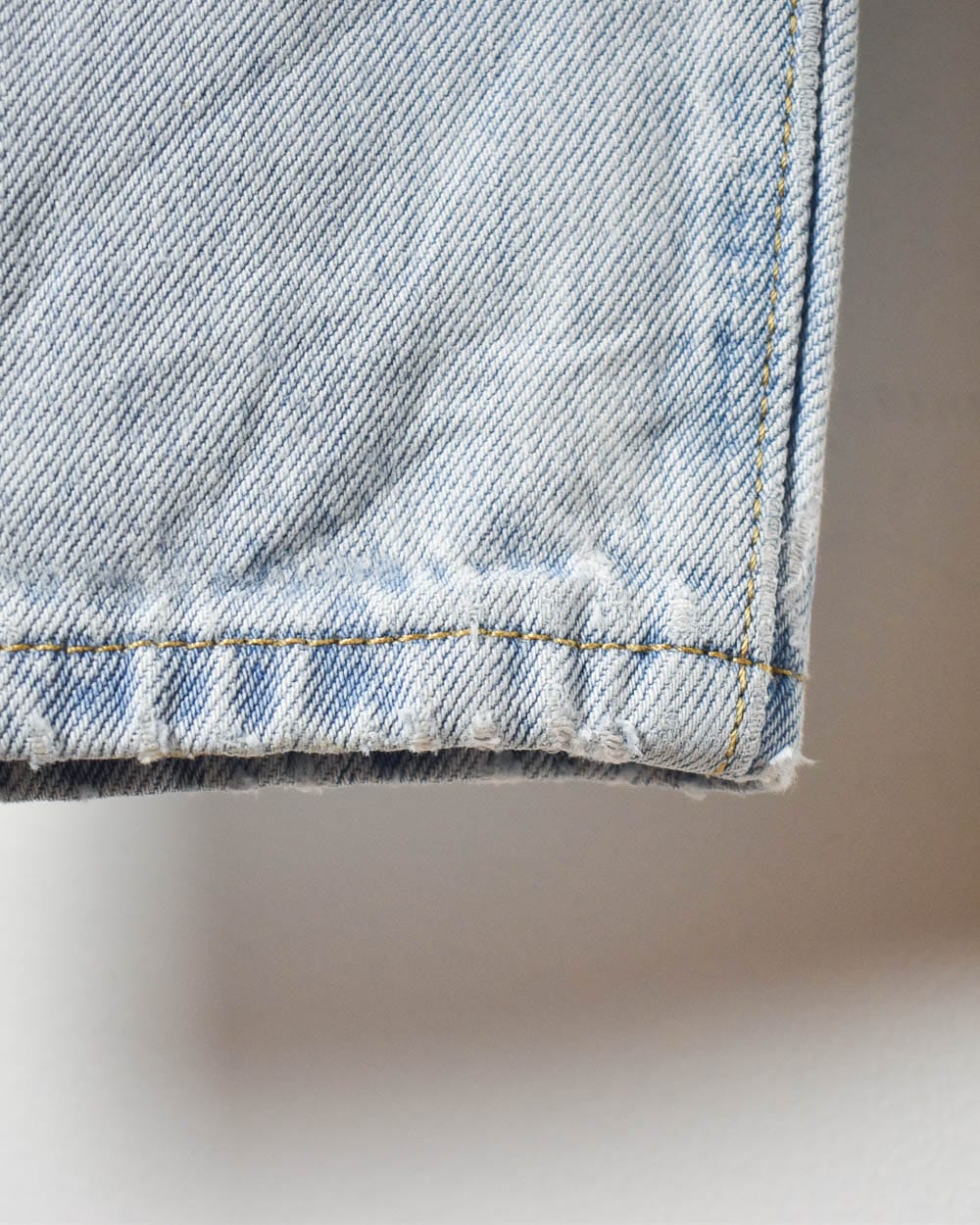 BabyBlue Levi's Distressed 501 Jeans - W30 L26