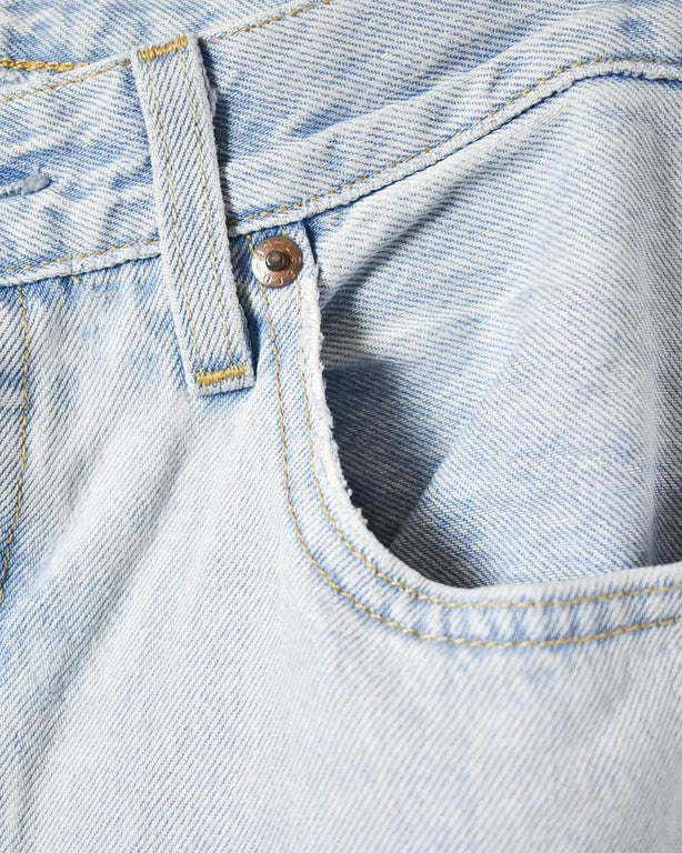 BabyBlue Levi's Distressed 501 Jeans - W30 L26