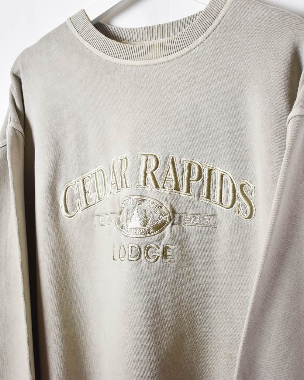 Neutral Cedar Rapids Lodge Sweatshirt - Medium