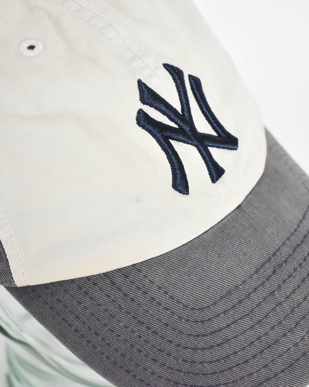 Grey New York Yankees Cap