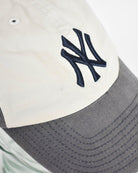 Grey New York Yankees Cap