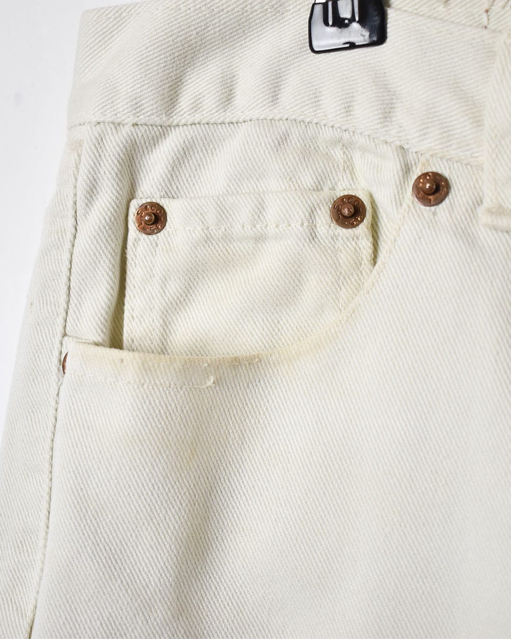 White Levi's 501 Jeans - W36 L29