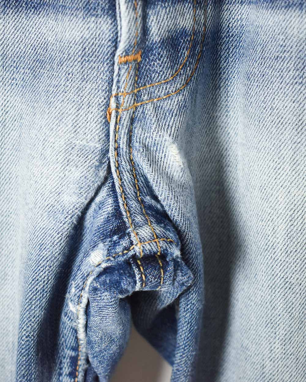 Blue Levi's 501 Jeans - W33 L32