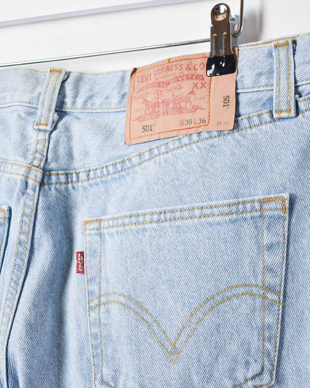 BabyBlue Levi's 501 Jeans - W36 L32