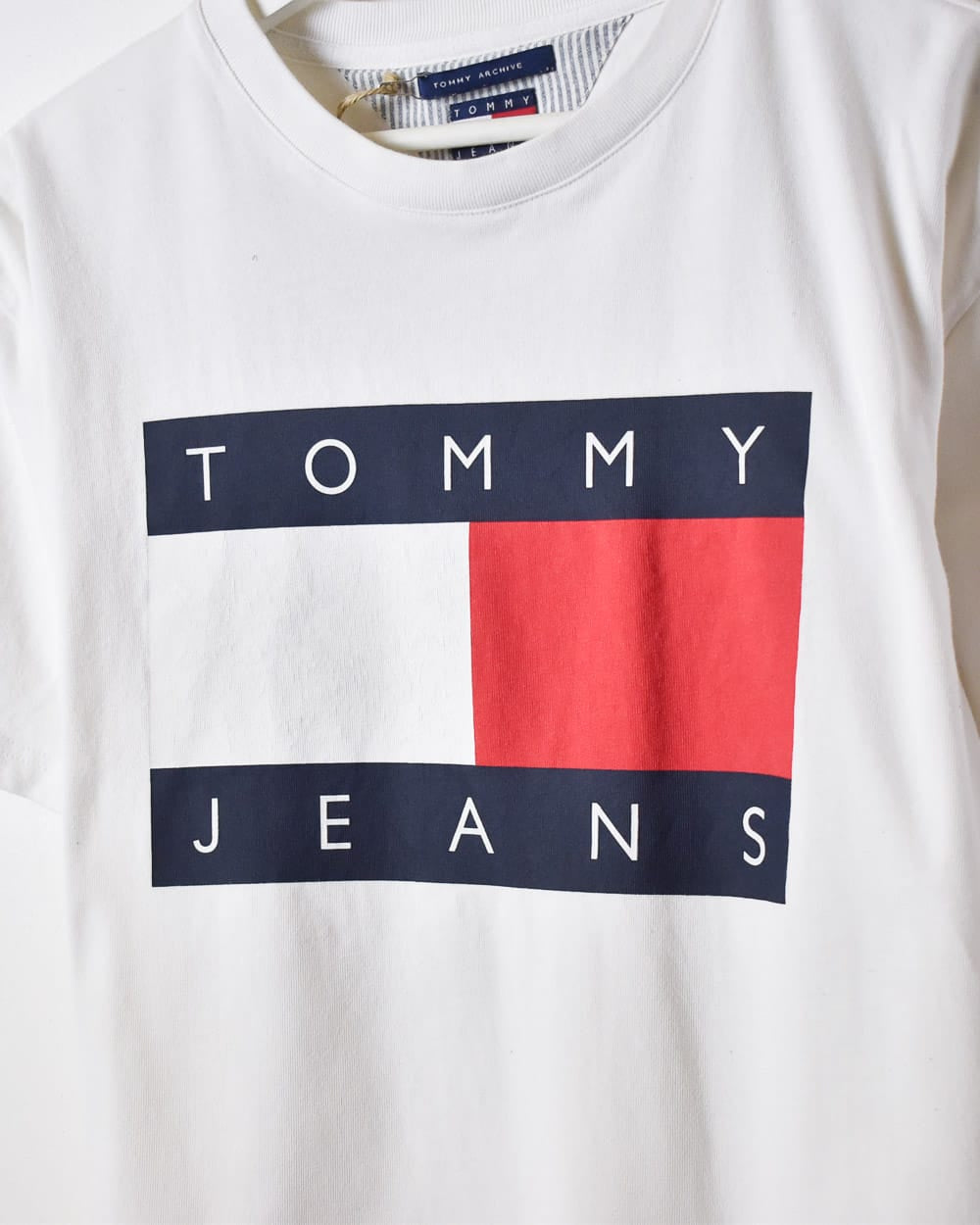 White Tommy Hilfiger Jeans T-Shirt - Small