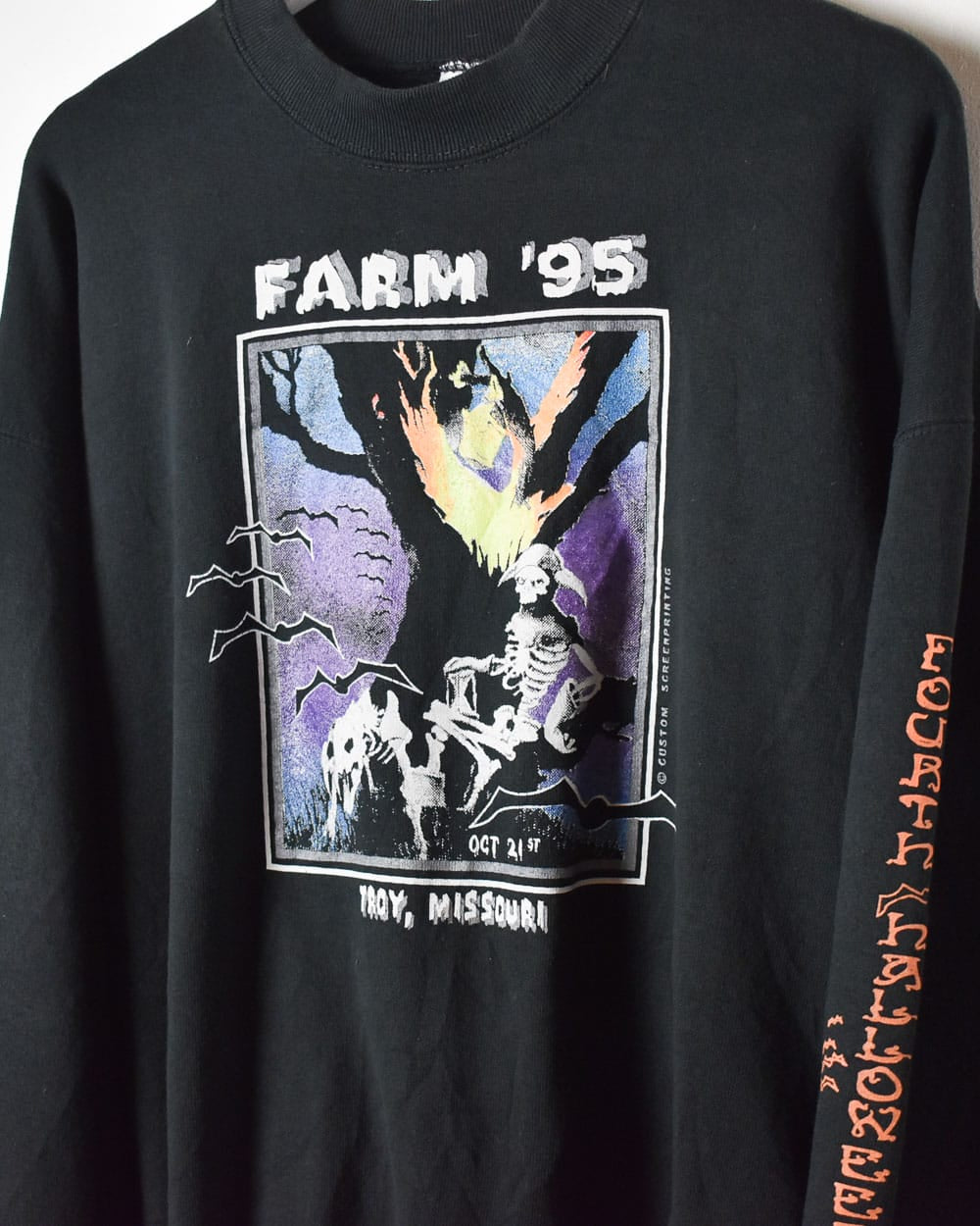 Black Farm '95 Halloween Sweatshirt - Large