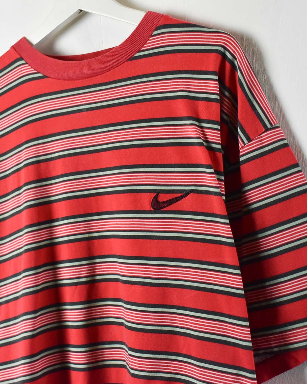 Vintage nike clearance striped t shirt