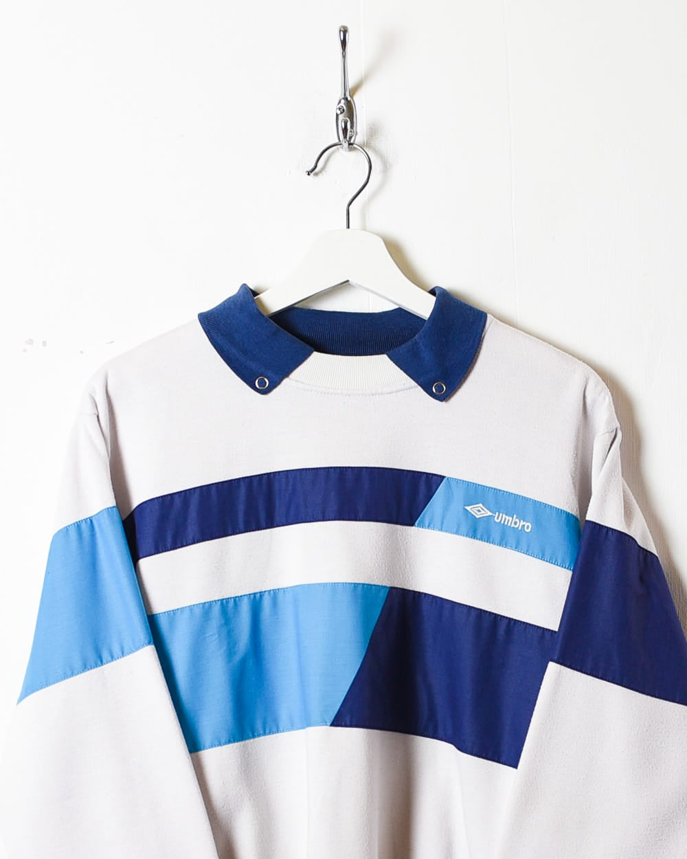 White Umbro Collared Sweatshirt - XX-Small