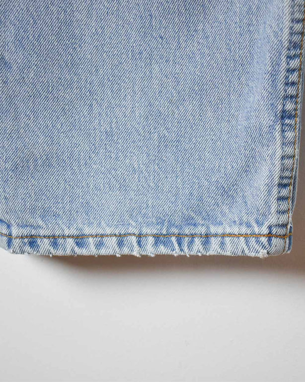 Blue Levi's 501 Jeans - W32 L34