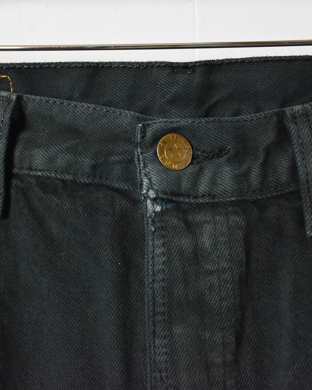 Black Levi's 501 Jeans - W32 L27