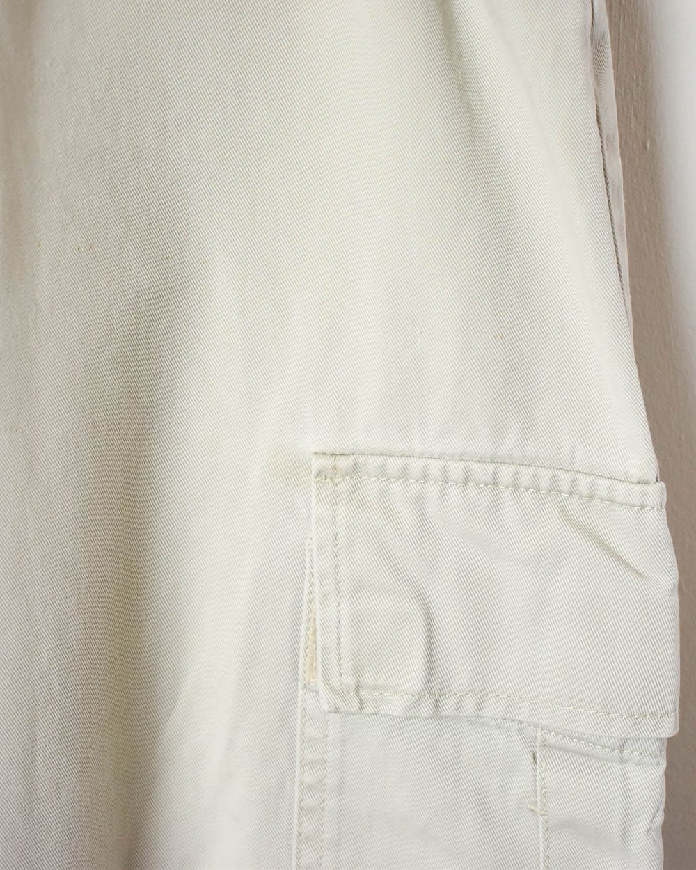 Neutral Levi's Cargo Jeans - W36 L31