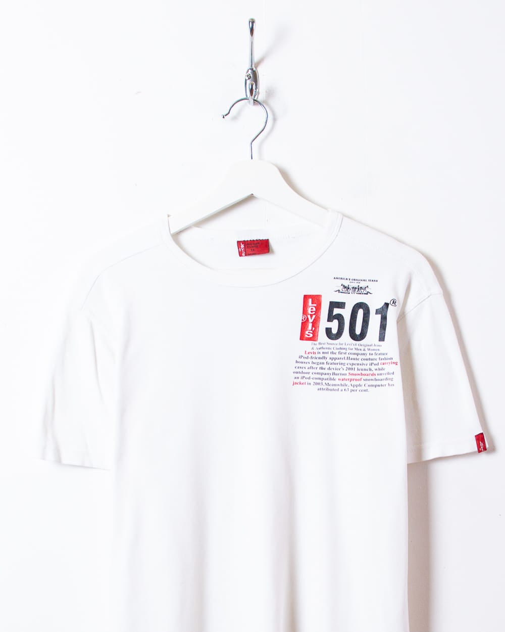 White Levi's 501 T-Shirt - Medium Women's