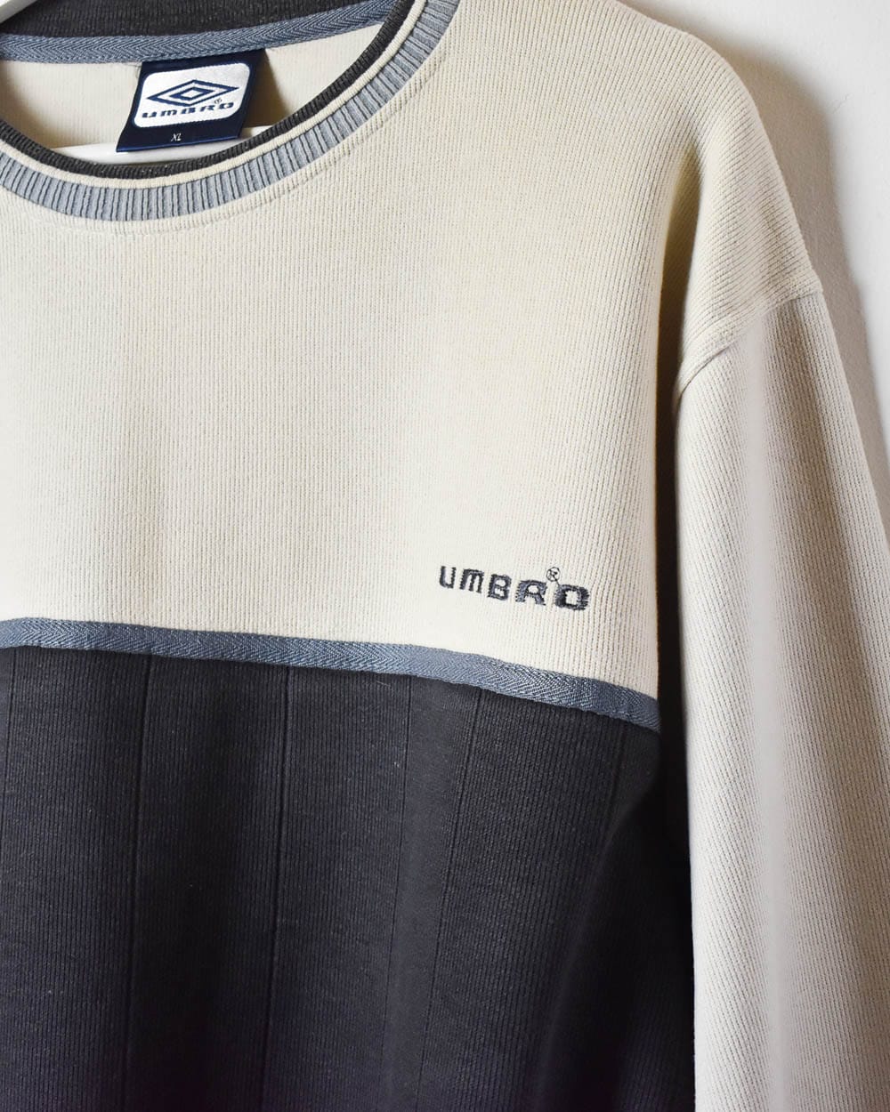 Neutral Umbro Sweatshirt - Large