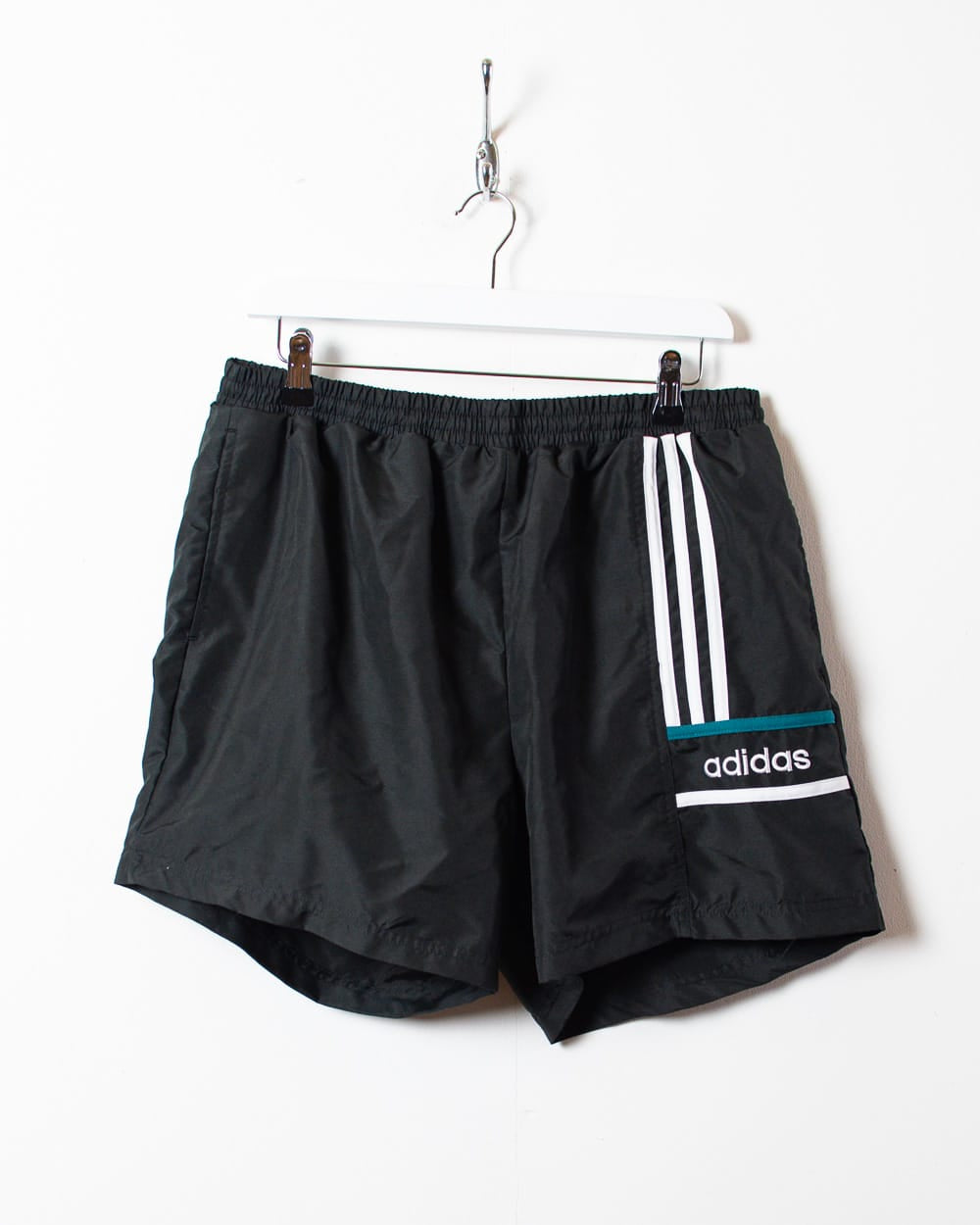 00s ” adidas ” Short Pants L SPAIN NT ⁄ 1999-2000 - ADIDAS - vintage MENS football Shorts ⁄ Pants. Size:  M