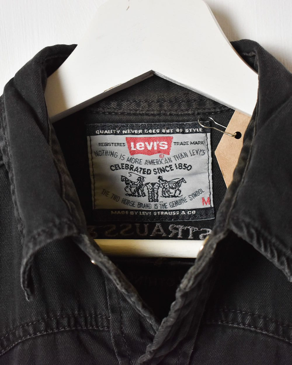 Black Levi's Denim Shirt - Medium