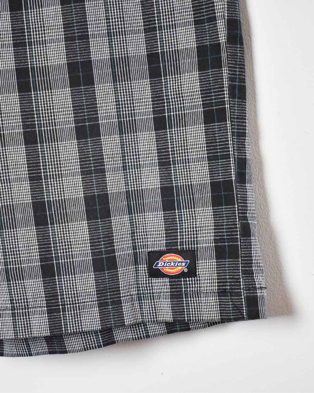 Dickies Checked Shorts - W38 L24 - Domno Vintage 