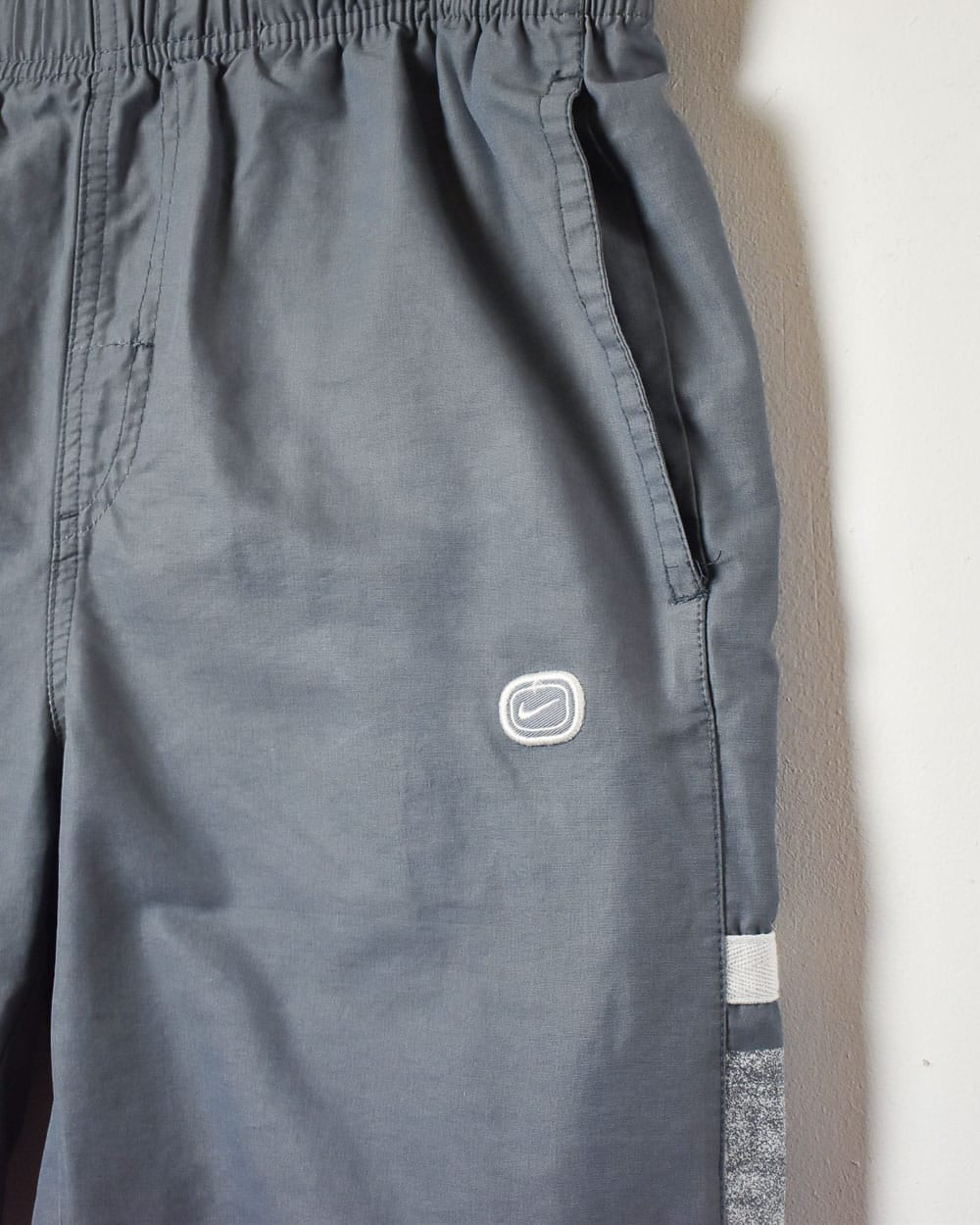 Grey Nike Mesh Shorts - Medium