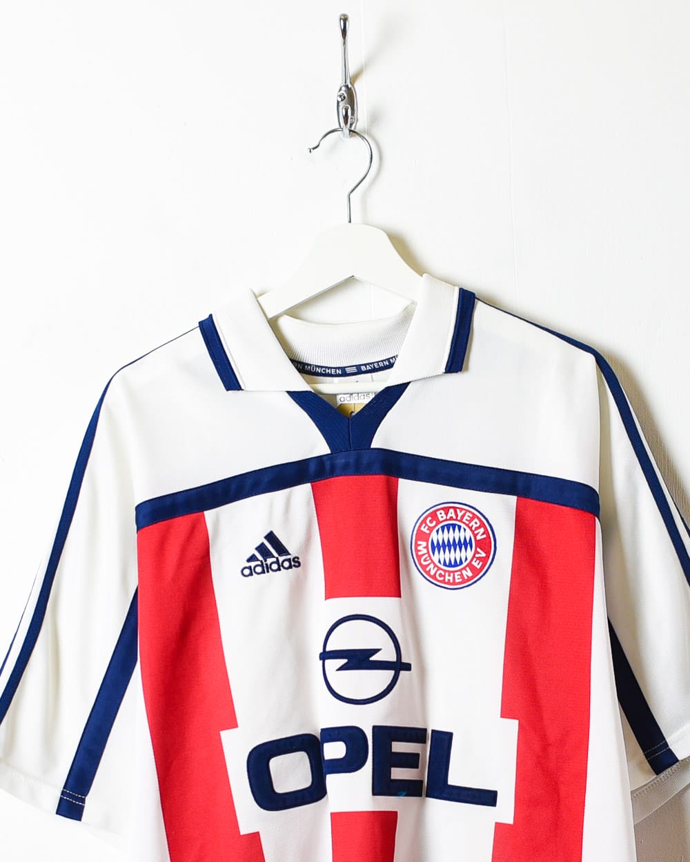 White Adidas Bayern Munich 2000/02 Away shirt - X-Large
