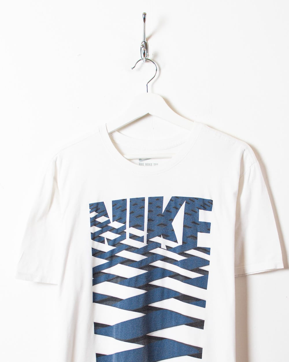 White Nike T-Shirt - Large