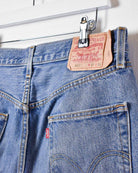 Blue Levi's Cut-off Jean Shorts - W32