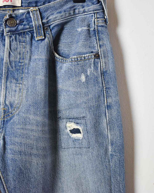 Blue Levi's Lightly Distressed 501 Jeans - W30 L27