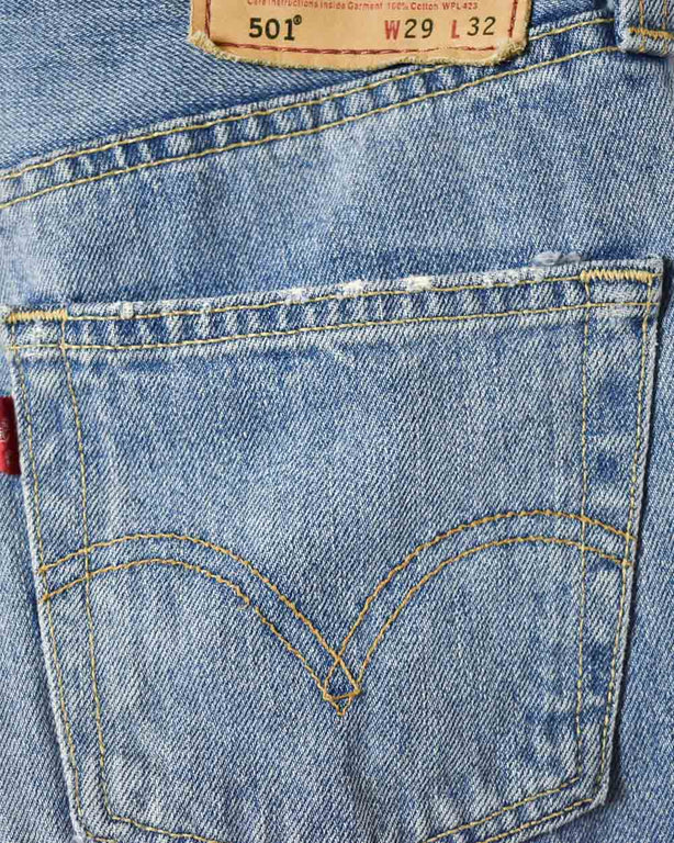 Blue Levi's Lightly Distressed 501 Jeans - W30 L27