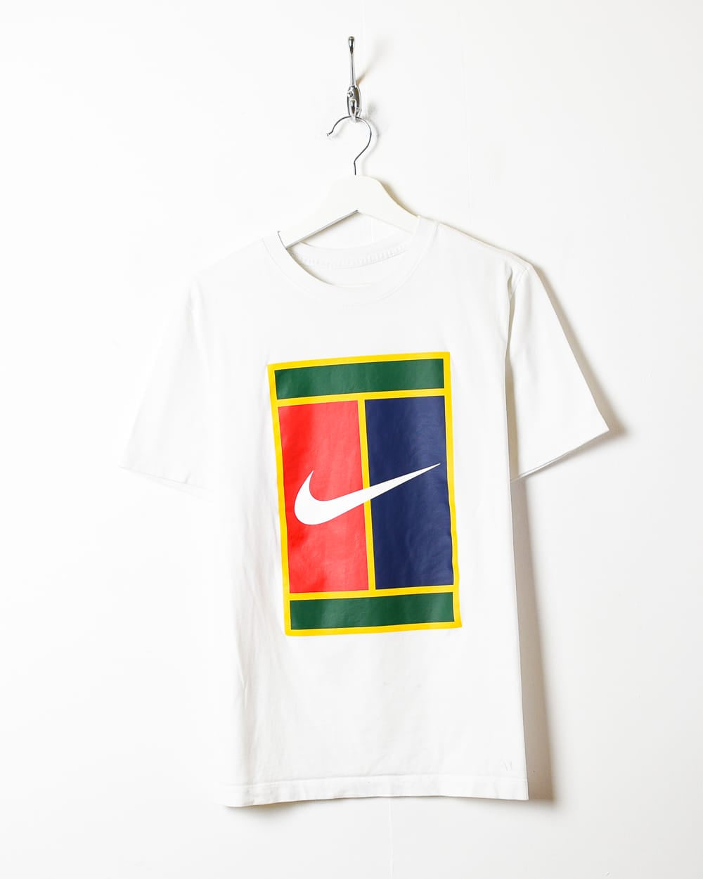 White Nike Challenge Court T-Shirt - Small