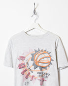 Stone NBA Chicago Bulls T-Shirt - Medium
