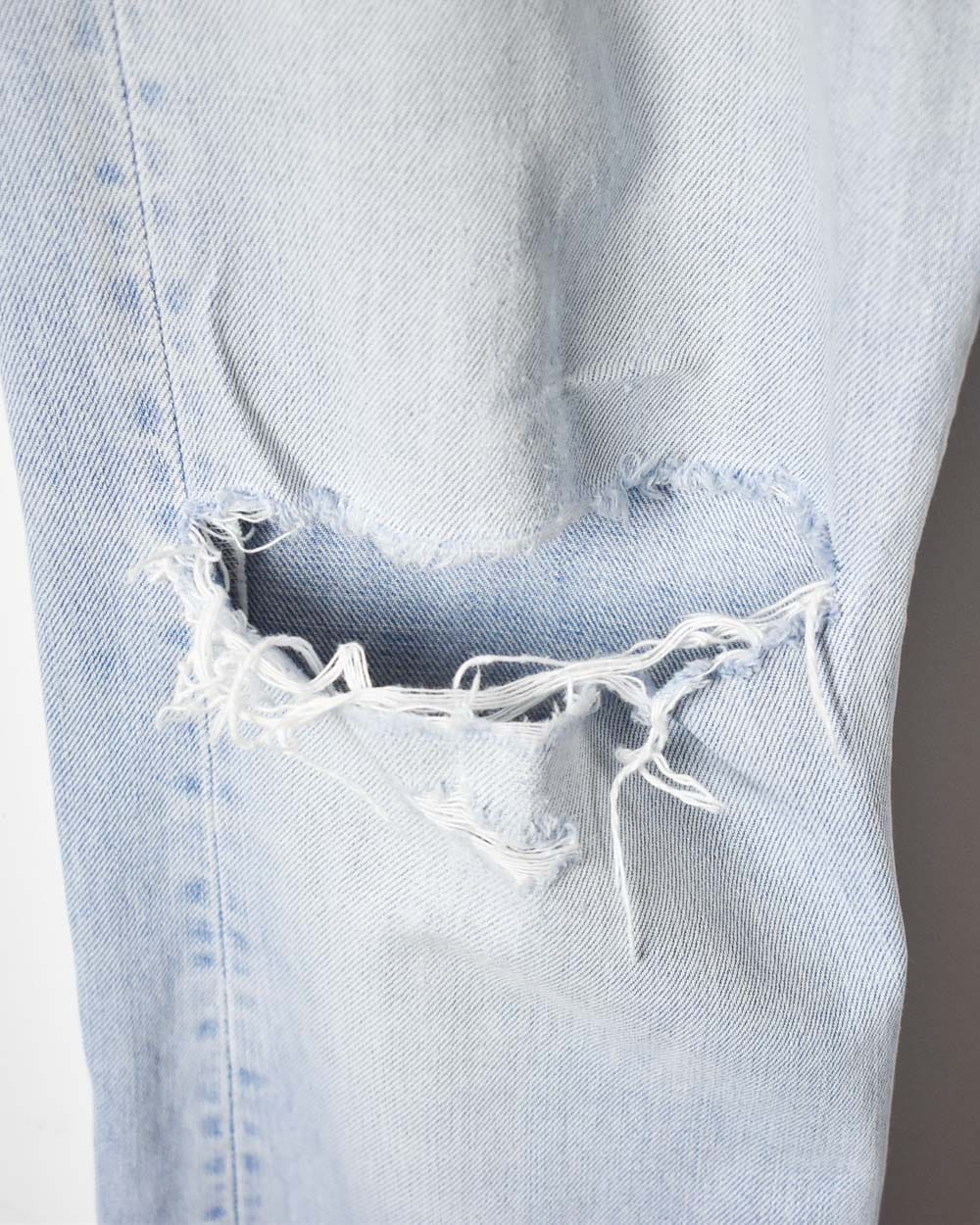 Blue Levi's Distressed 501 Jeans - W32 L33