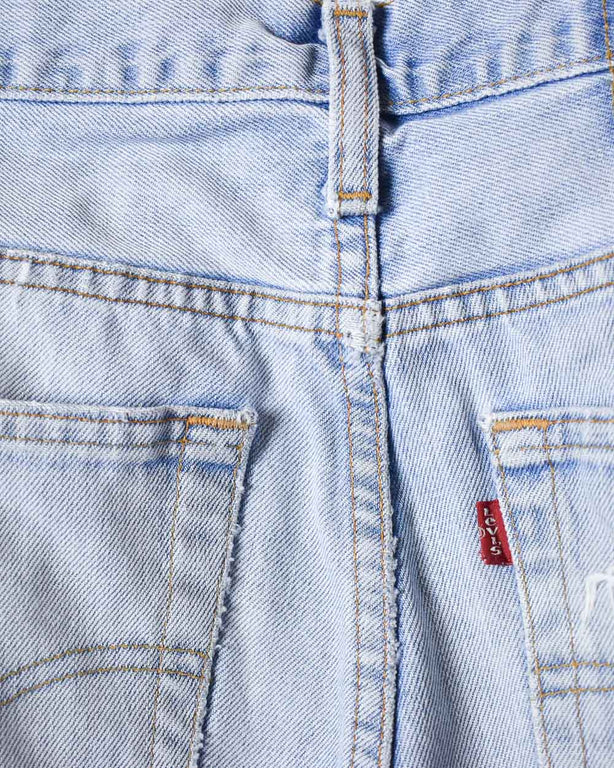 Blue Levi's Distressed 501 Jeans - W32 L33