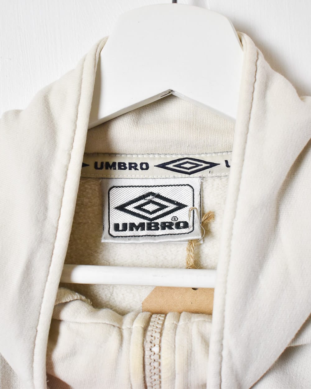 Neutral Umbro 1/4 Zip Sweatshirt - Medium