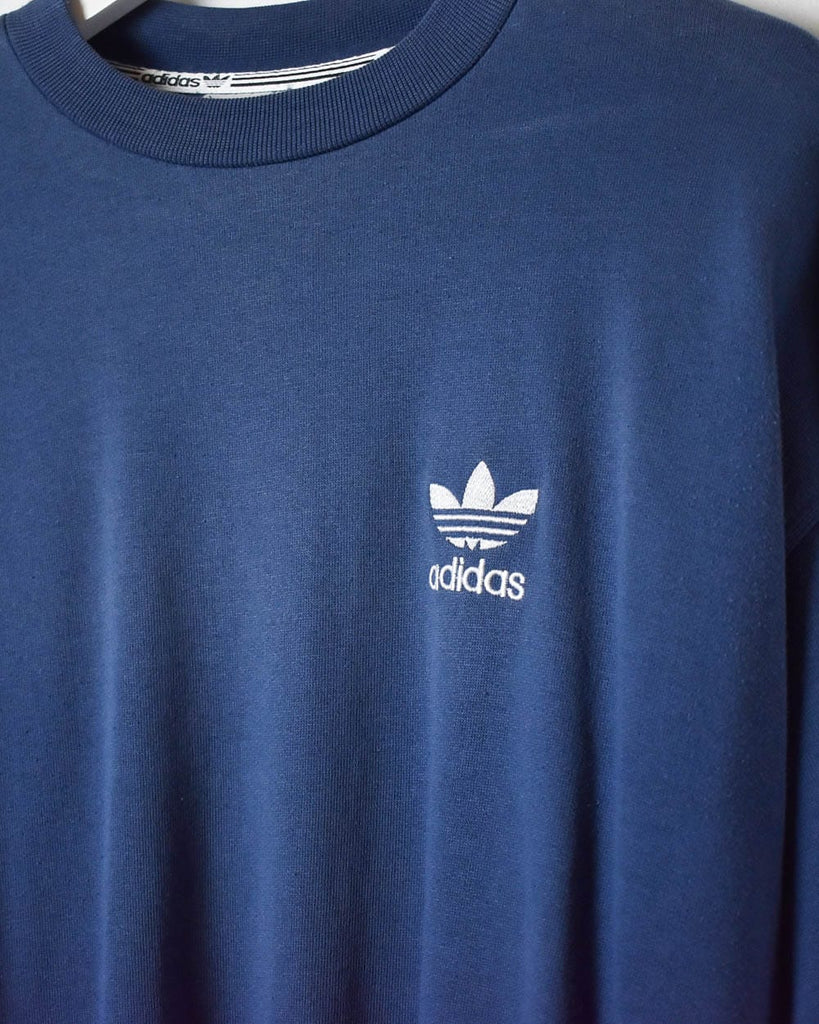 Adidas sweatshirt clearance small logo