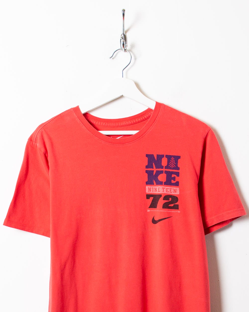 Red Nike 72 T-Shirt - Large