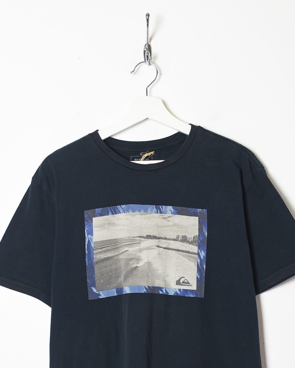 Black Quiksilver Graphic T-Shirt - Medium