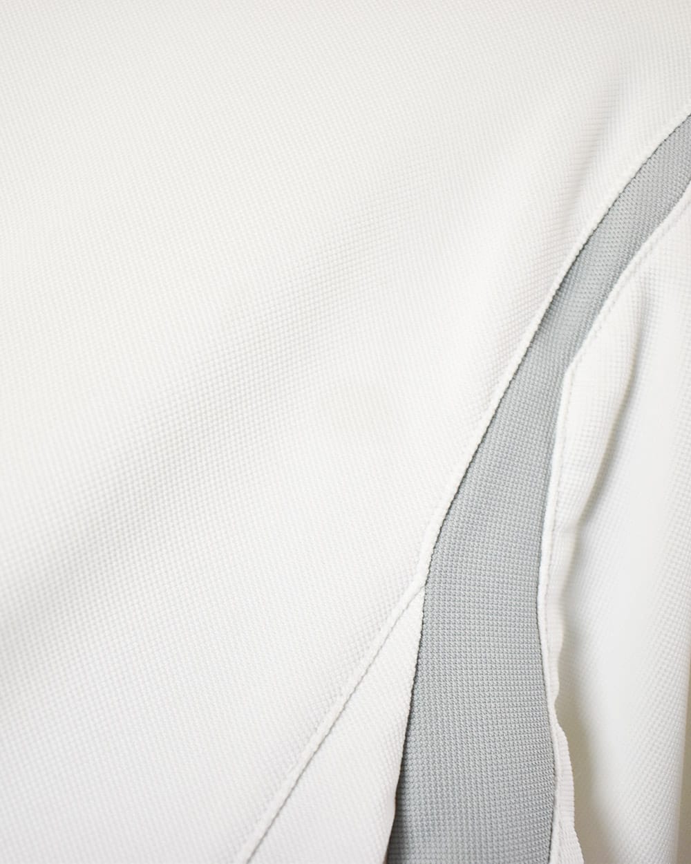 White Nike Shox Sweatshirt - Medium