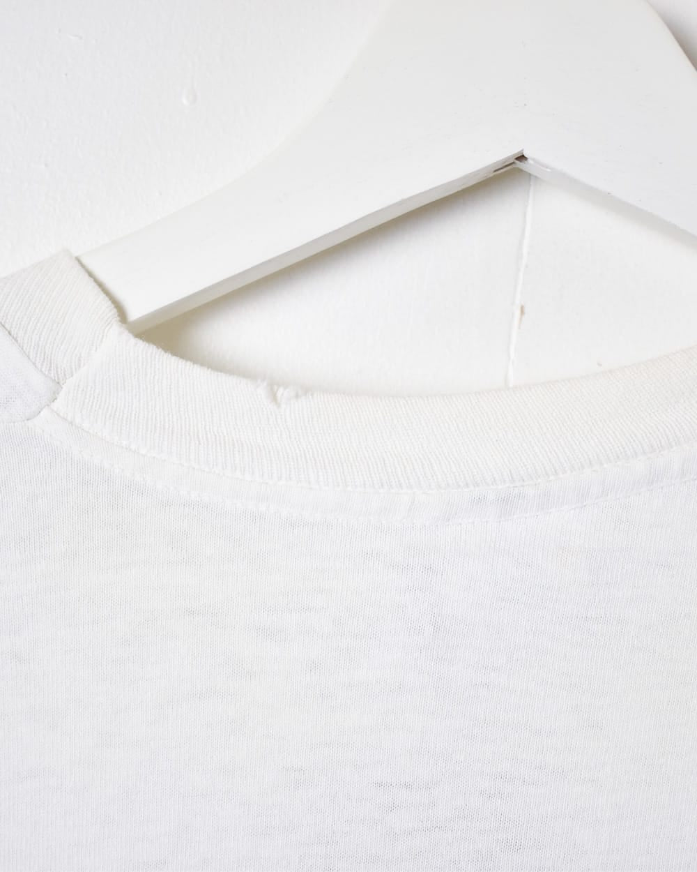 White Cat Single Stitch T-Shirt - Large