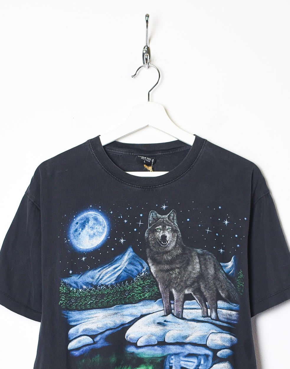 Black Wolf Graphic T-Shirt - Medium