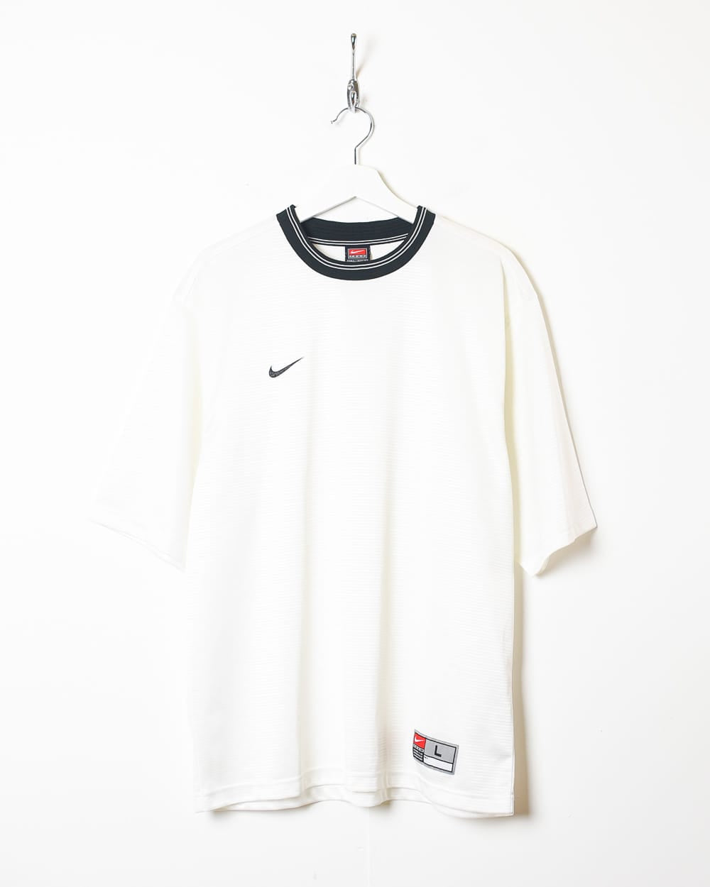 White Nike Team T-Shirt - Large