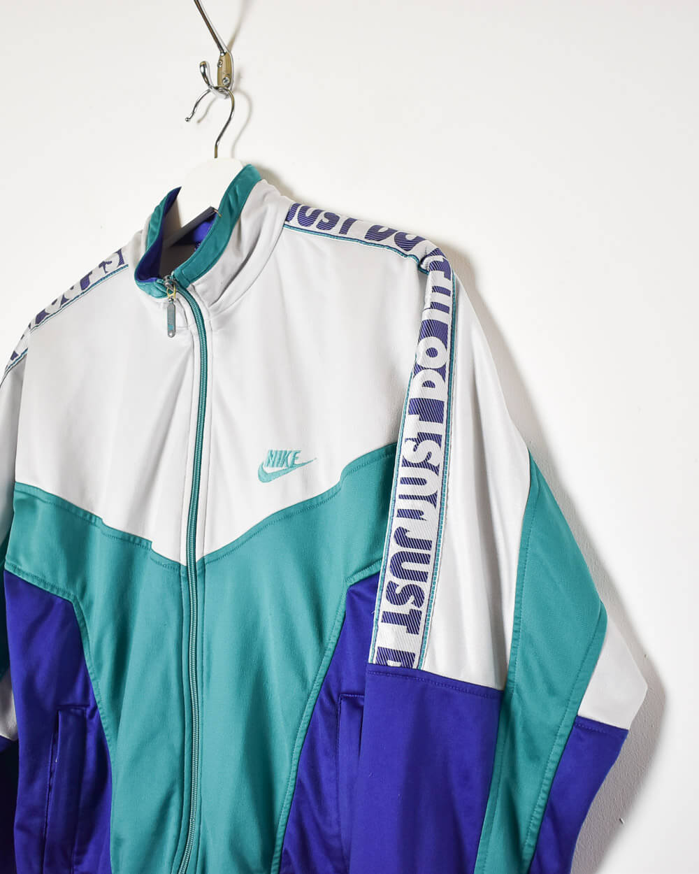 White Nike Just Do it Tracksuit Top - Small