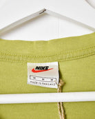 Green Nike T-Shirt - Medium