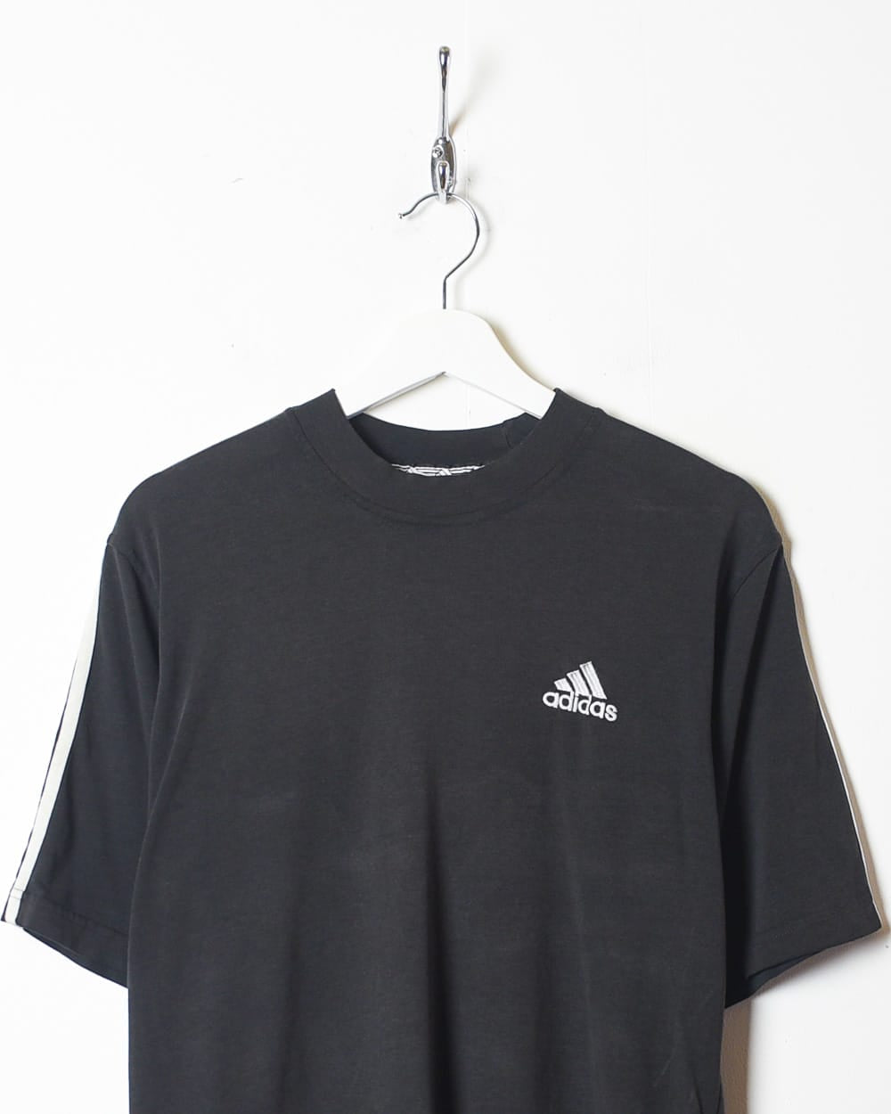 Black Adidas T-Shirt - Medium